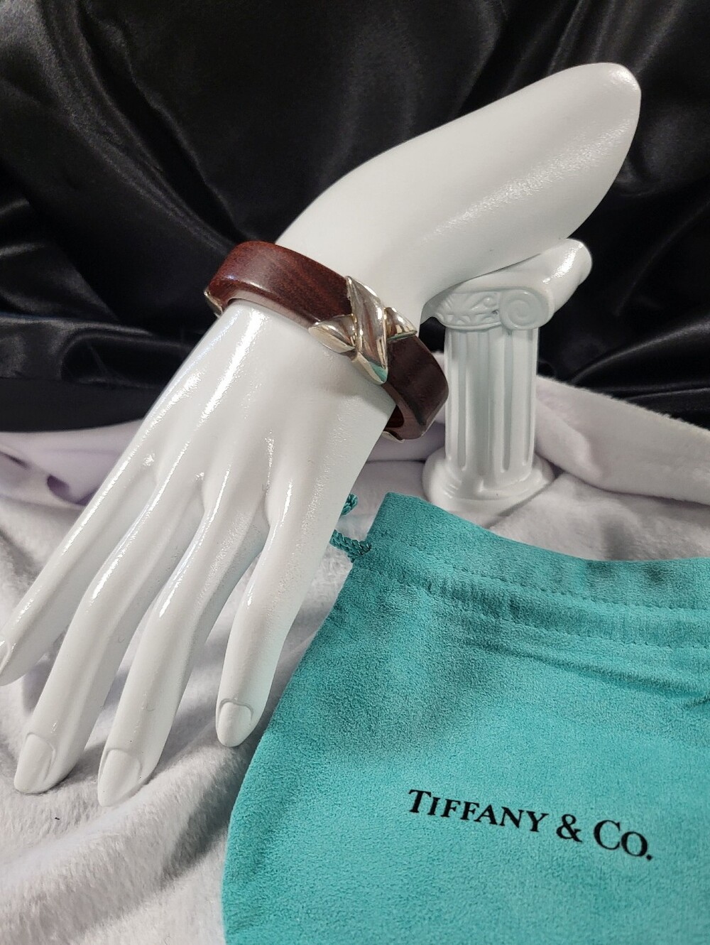 Tiffany & Co Paloma Picasso Signature "X" Bangle